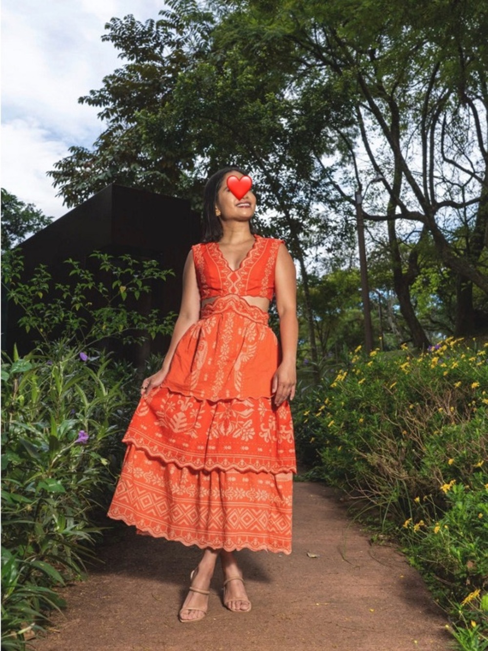FARM Rio Coral Embroidered Midi Cotton Dress - Picture 4 of 13